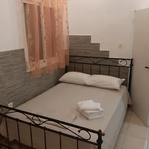 Center Town Studiaki Διαμέρισμα