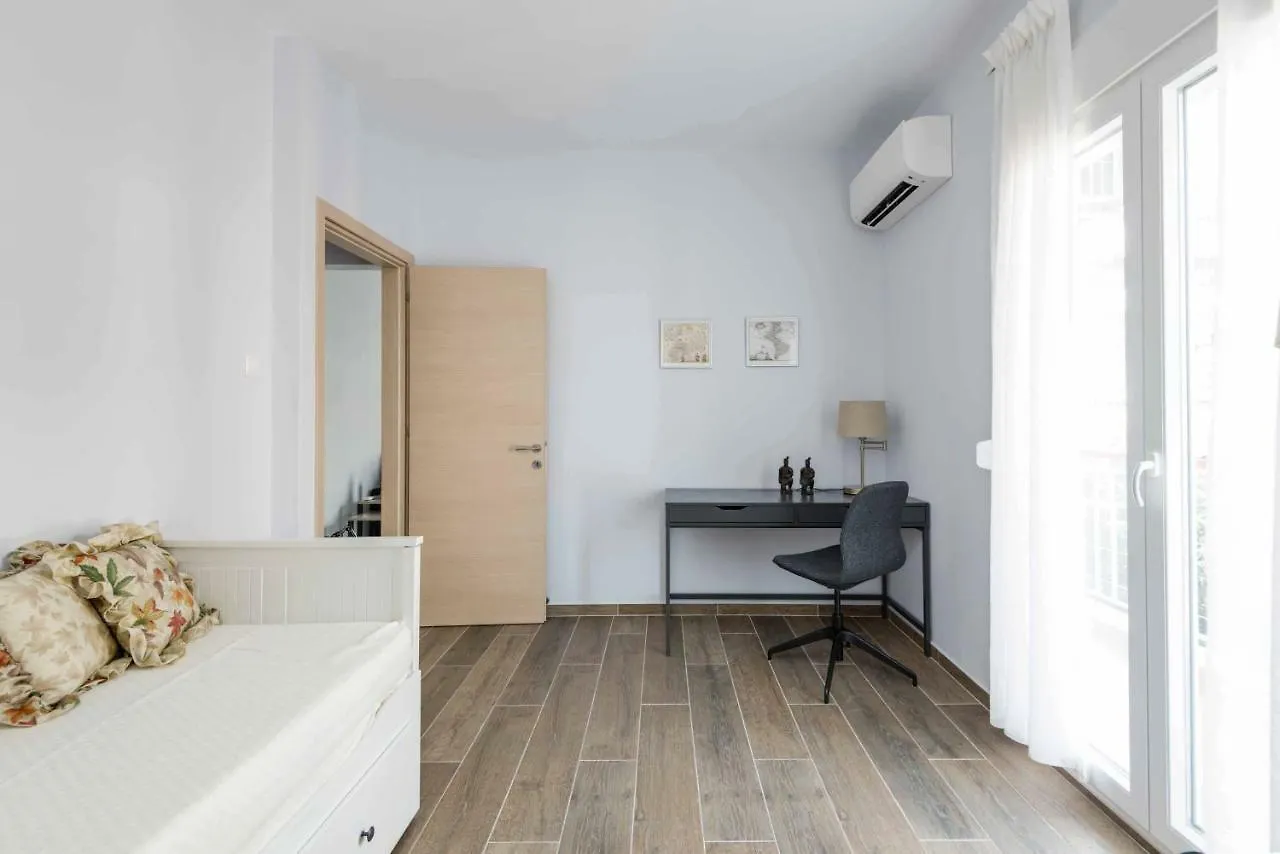 Kalamaria Brand New 2 Bedroom Apartment Thessaloniki
